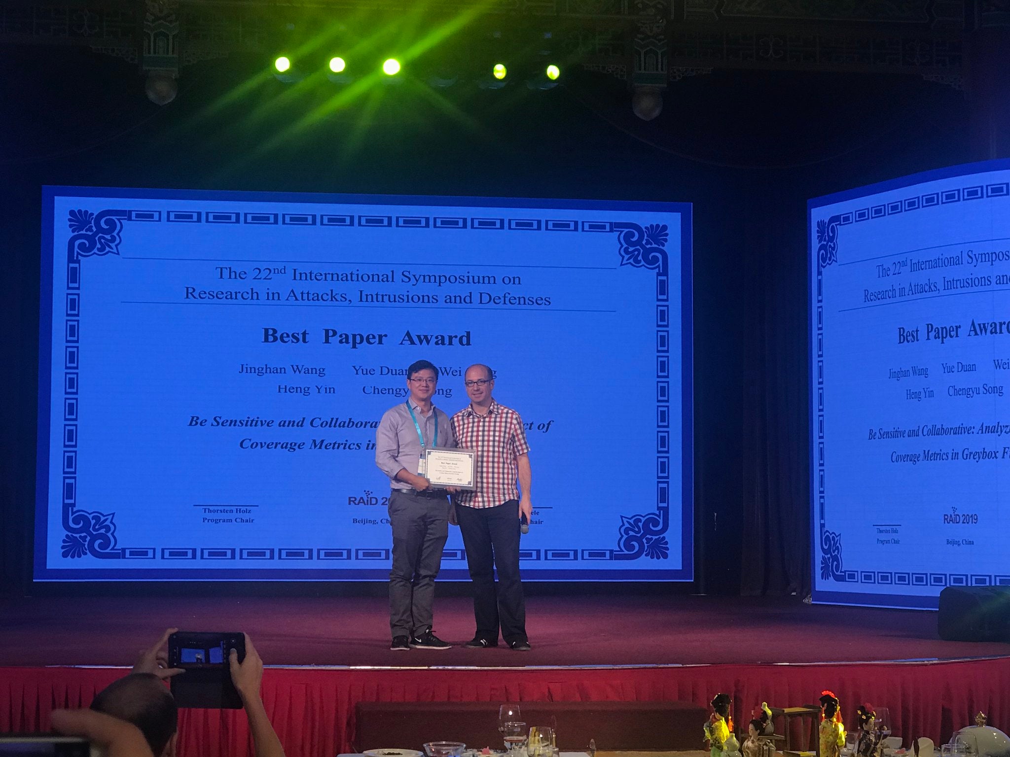 CSE Prof. Yin, Prof. Song and their students received best paper award 